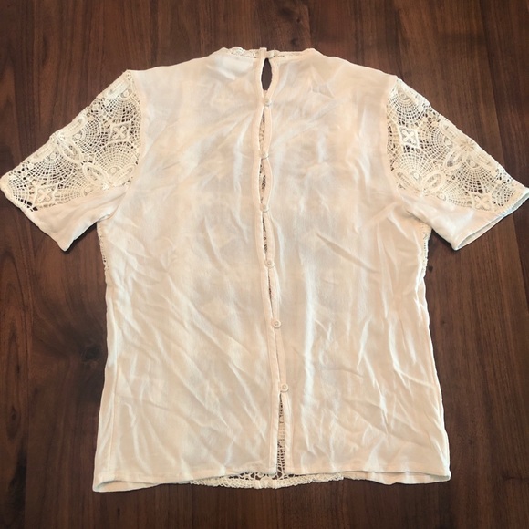 Hinge lace top - Picture 3 of 4